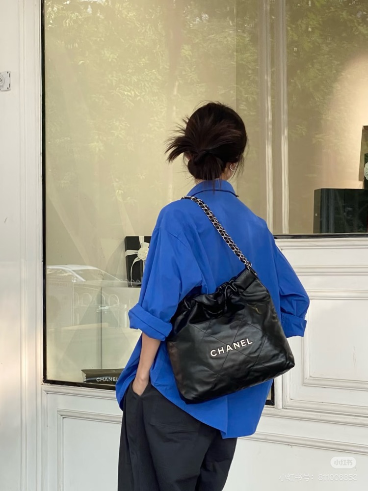 Chanel garbage bag is one of the must-have items for Grandma Xiang