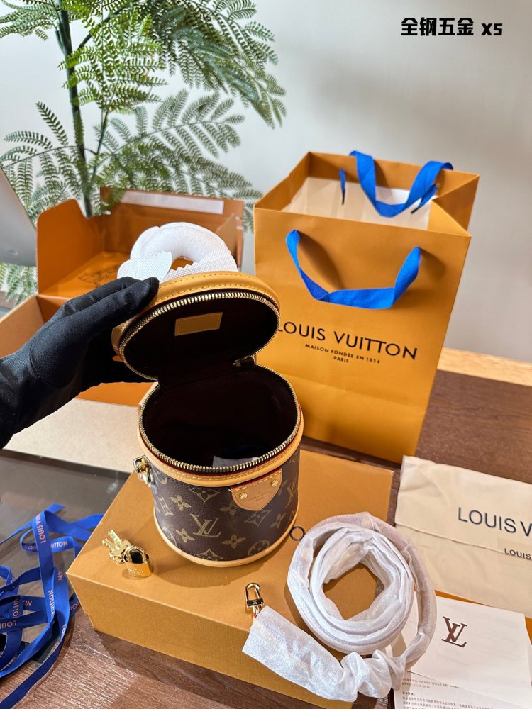 Top grade original all steel hardware for p310
LV's new nano wealth bucket
Don't be too likable, the kind that lasts for thousands of years at a glance. #Iv new nano 12 × 15 with box