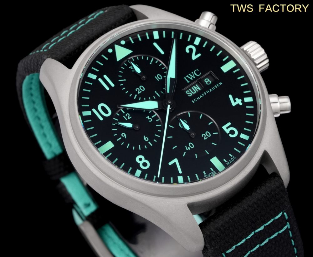 IWC Pilot Series 🏅 The N9 new IW388108 pilot series