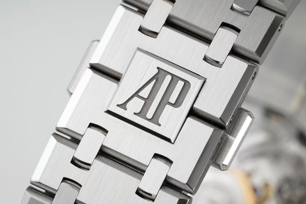 Audemars Piguet 26240 Royal Oak
