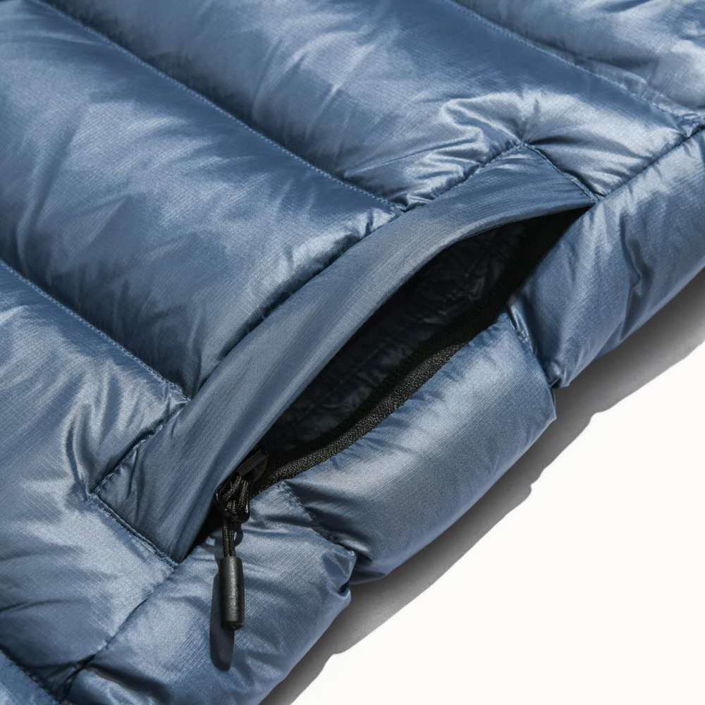 Canadian brand Canadaoose men's and women's CROFTON