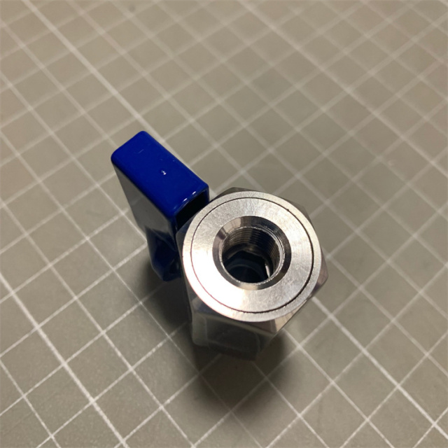 Customizable Good Quality Stainless Steel Mini Ball Valve with Male & Female Threads 