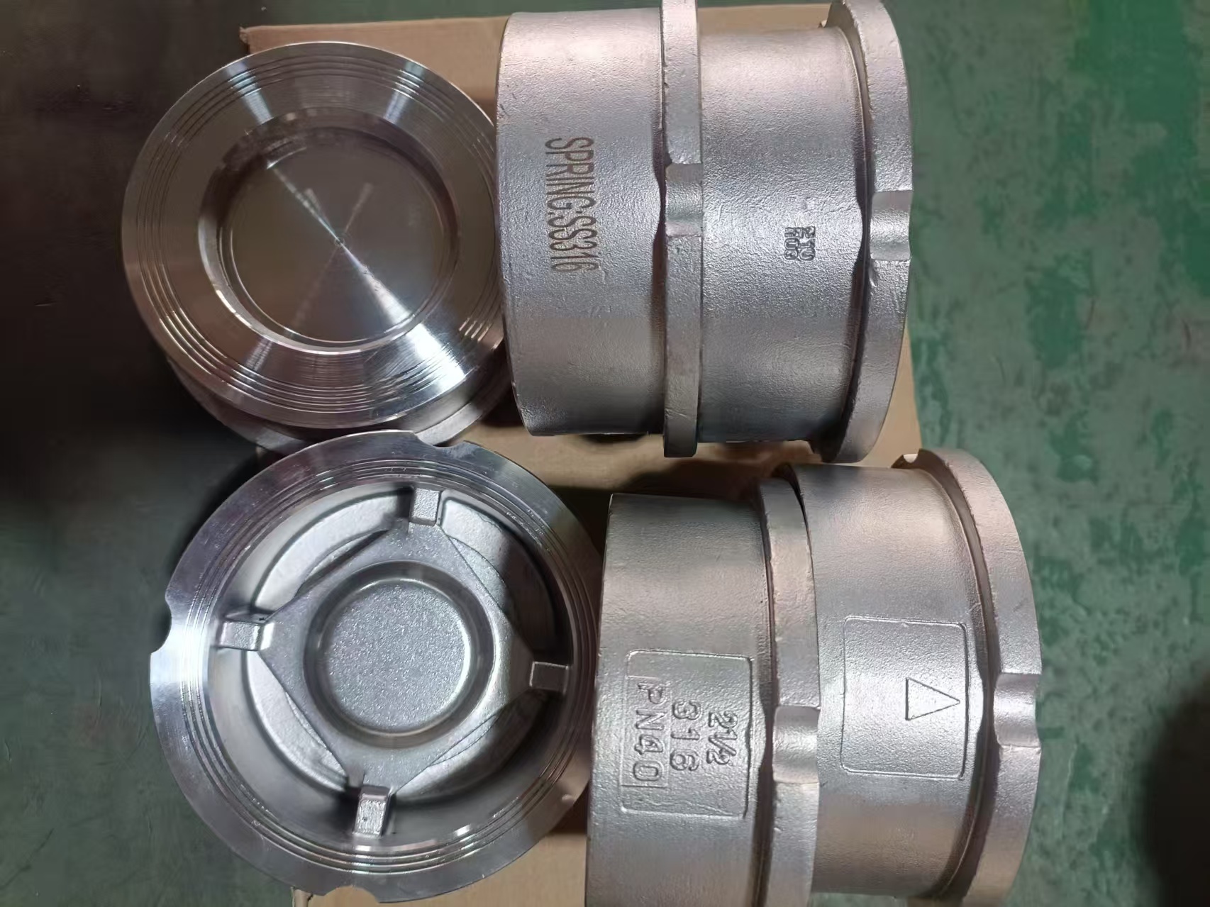 Stainless Steel 304 316 Non-Return Spring Vertical Water Pump Foot Wafer Disk Check Valve