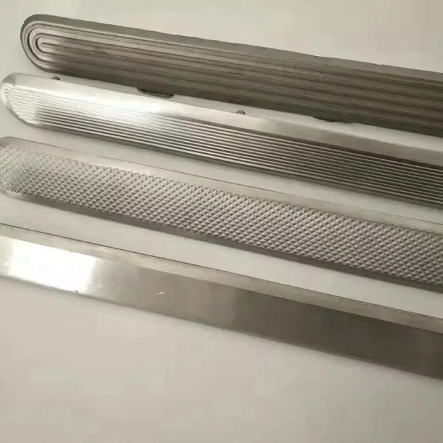 Stainless Steel 304 316 Investment Casting (Silica Sol Precision Casting) Indicator Strip for Road Anti-Slip Strip for Stairs Tactile Indicator Blind Road Stud