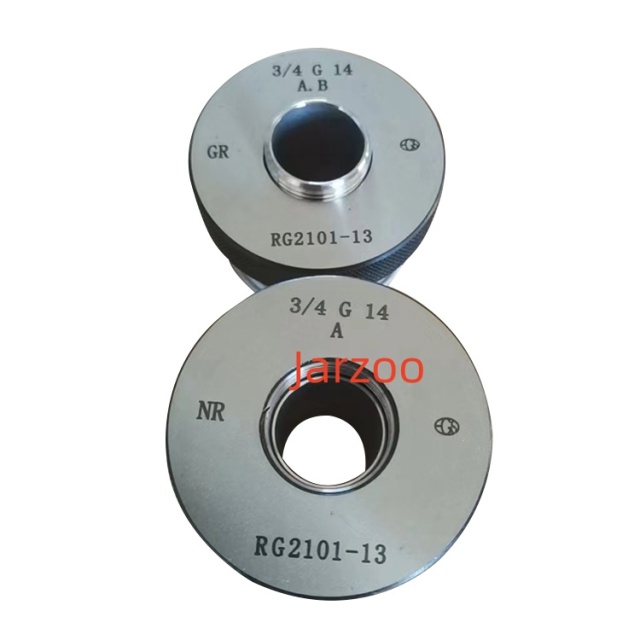 SS304 Pressure Barrel Fitting with Flanged Locking Nut for Water & Chemical Tanks