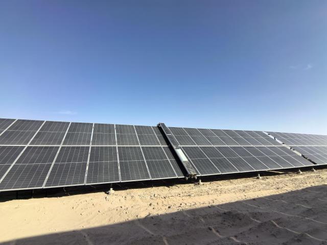 X-Human Solar Panel Customized Cleaning Robot G1