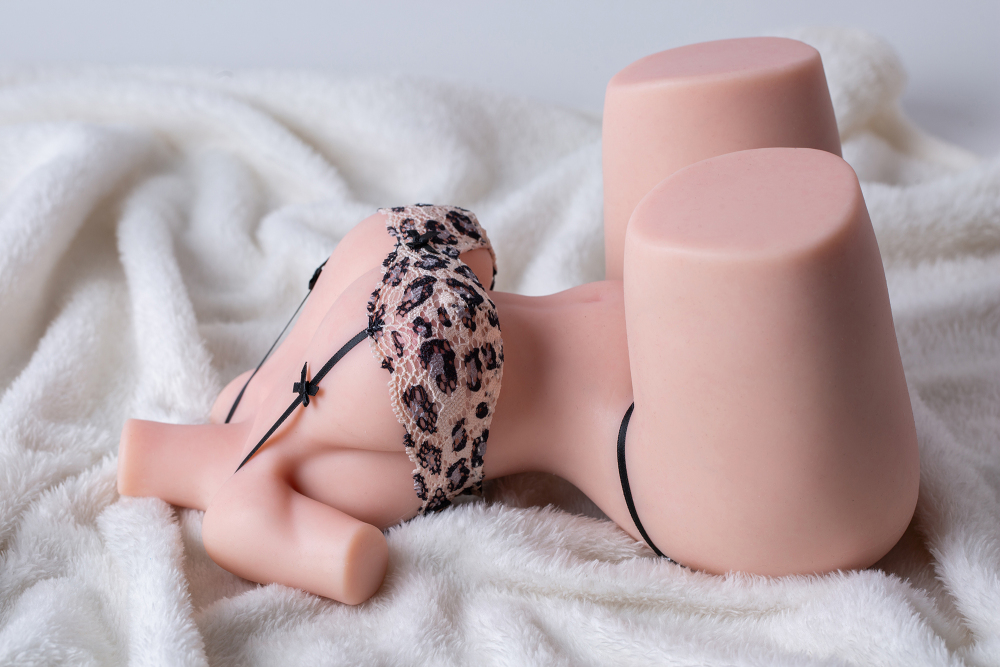 1kg Ultra-Lightweight Silicone Half-Body Torso | Qita Doll