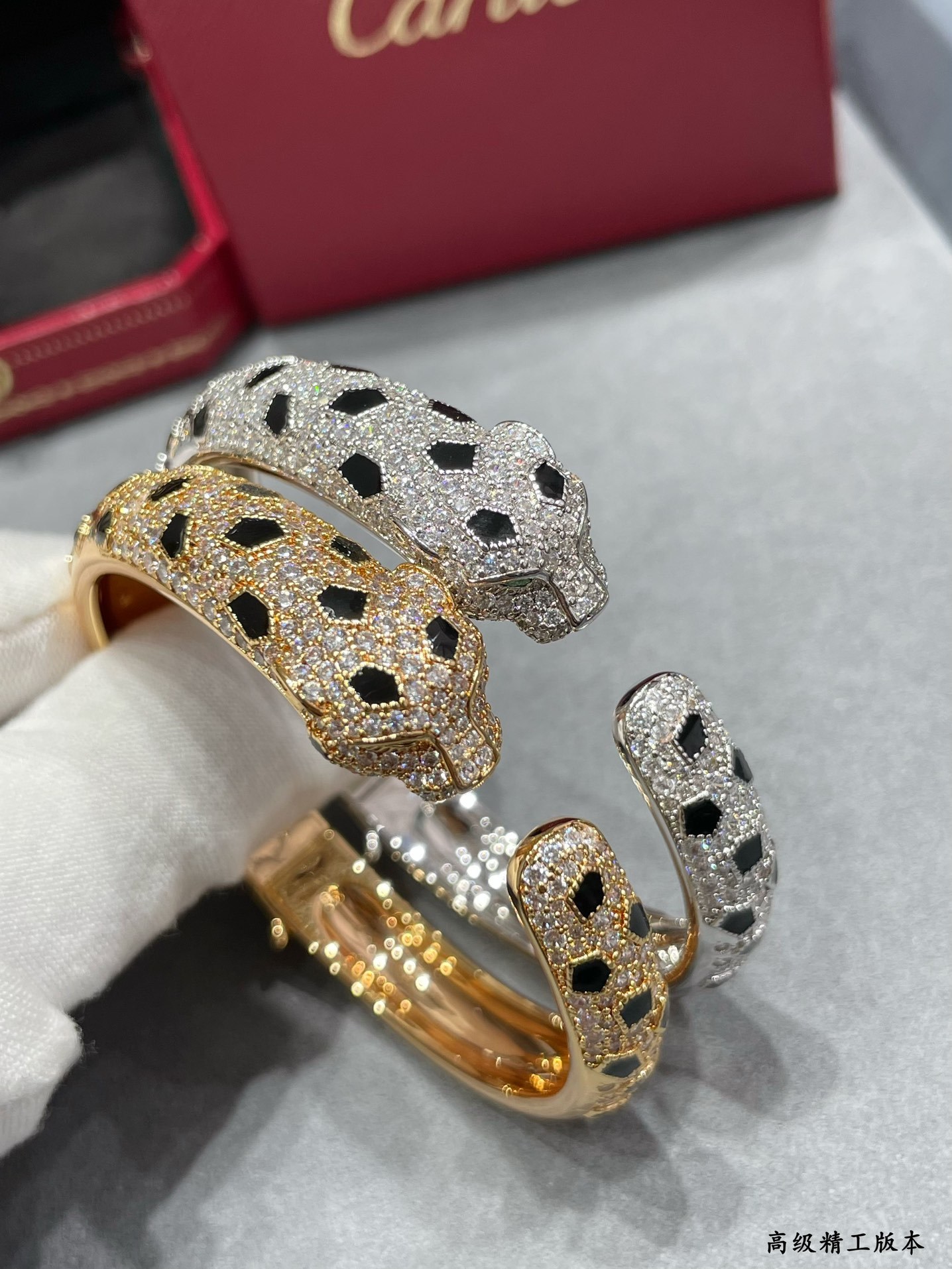 Cartier Gold Romantic Bracelet PANTHèRE