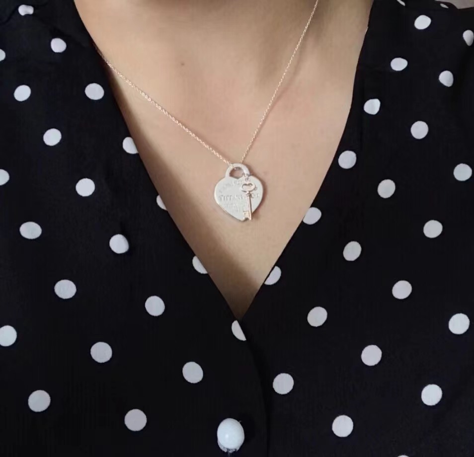 tiffany necklace 162