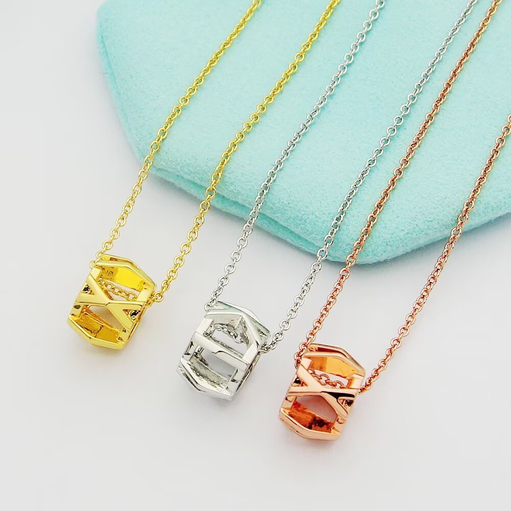 tiffany necklace 093