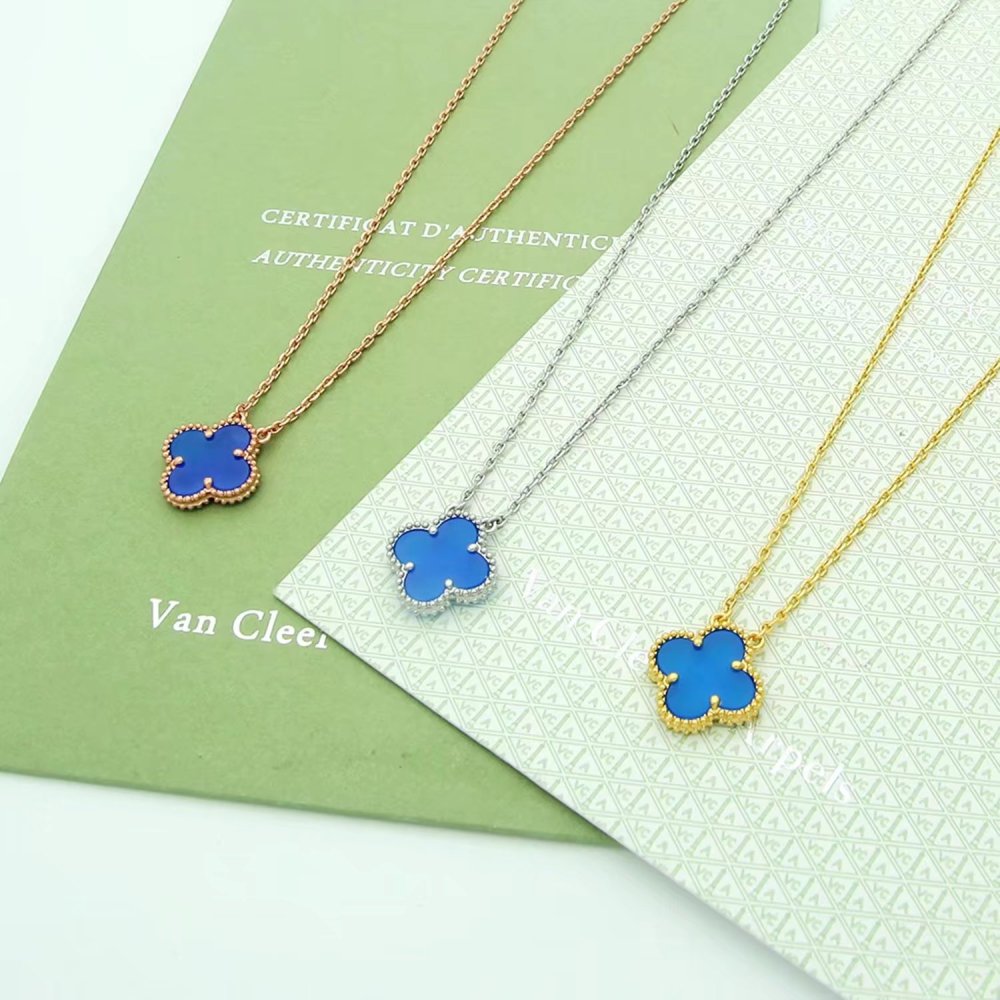 van cleef necklace 066