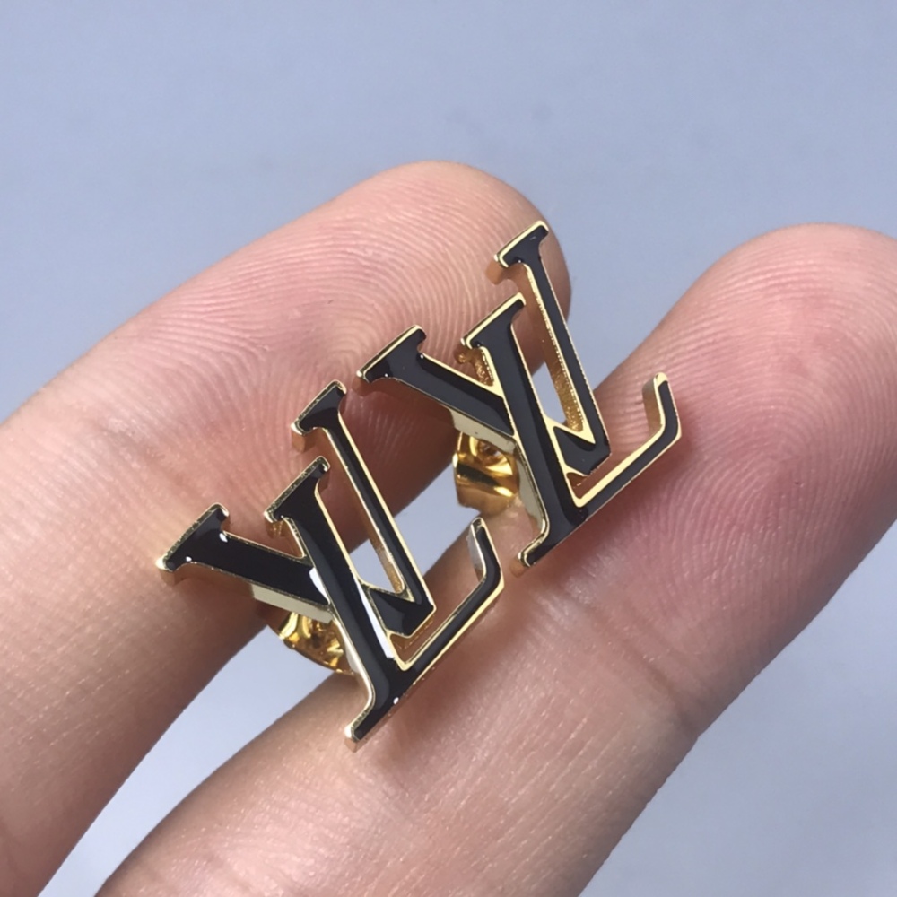 LV earrings 069