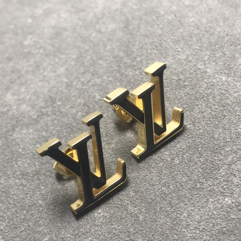 LV earrings 069