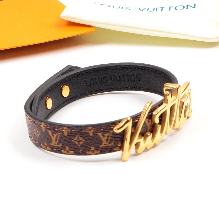 LV bracelet 026
