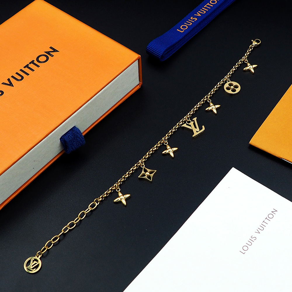 LV bracelet 242