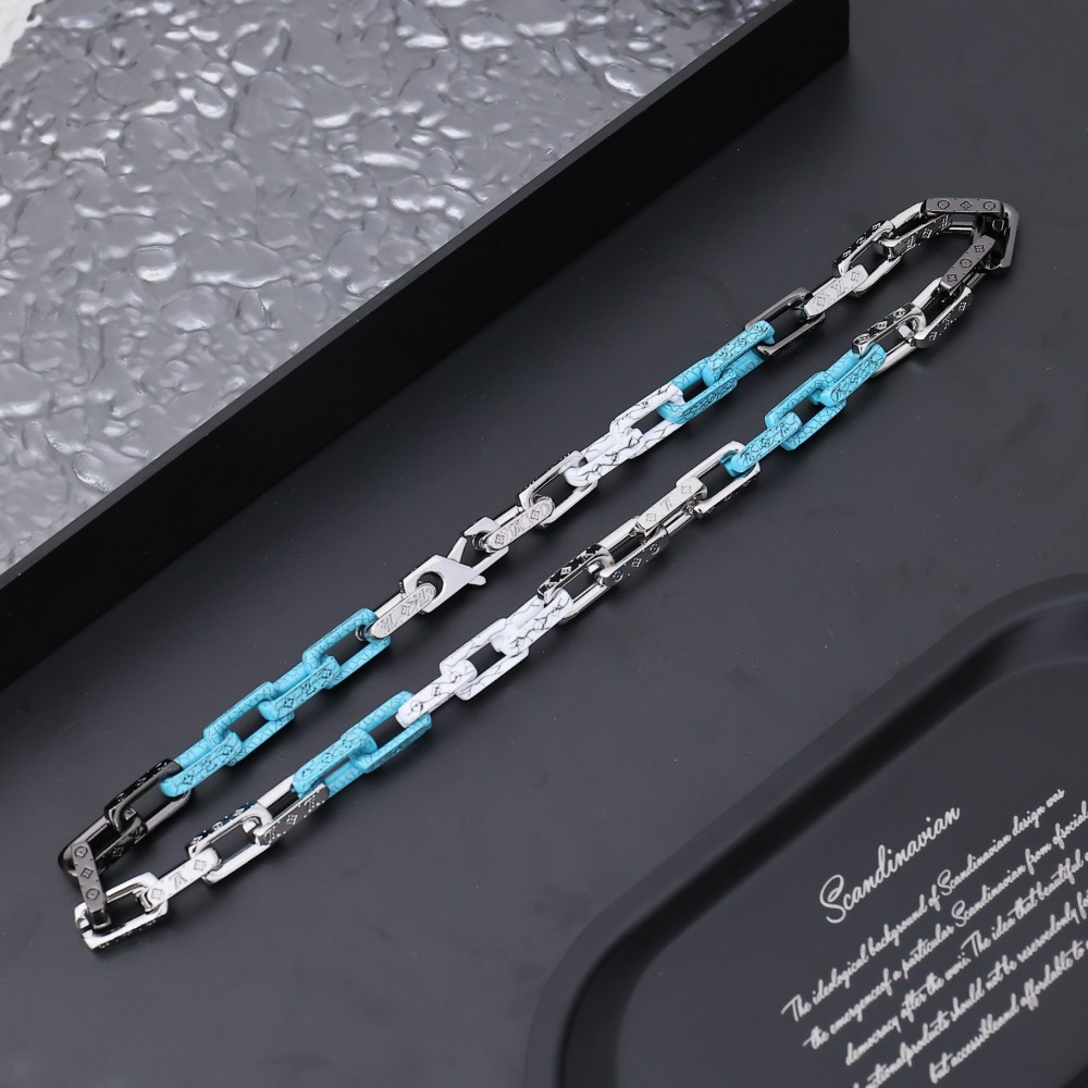 LV necklace 465