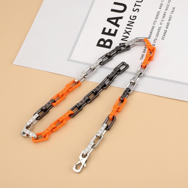 LV necklace 467