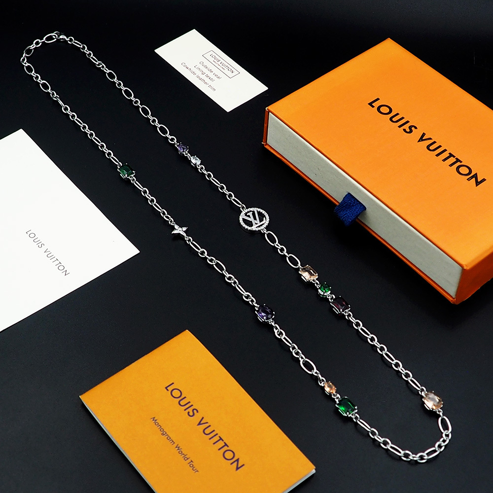 LV necklace 394