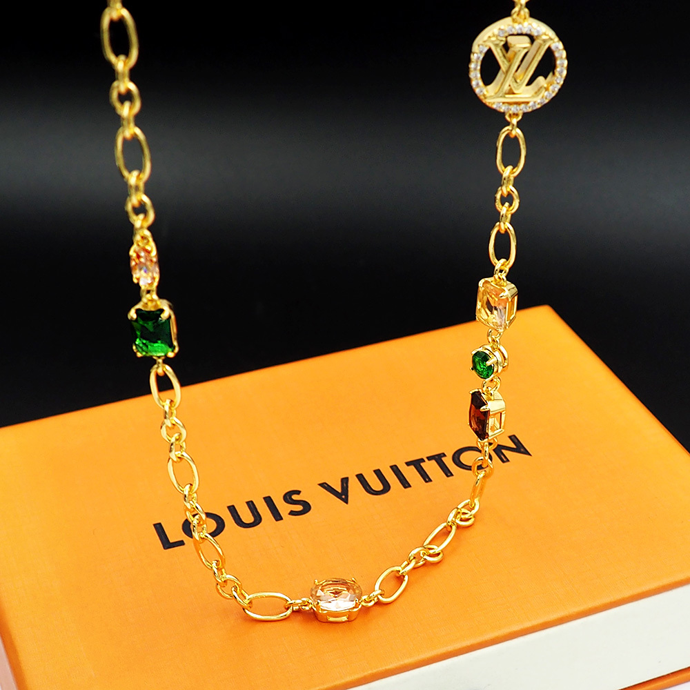 LV necklace 395