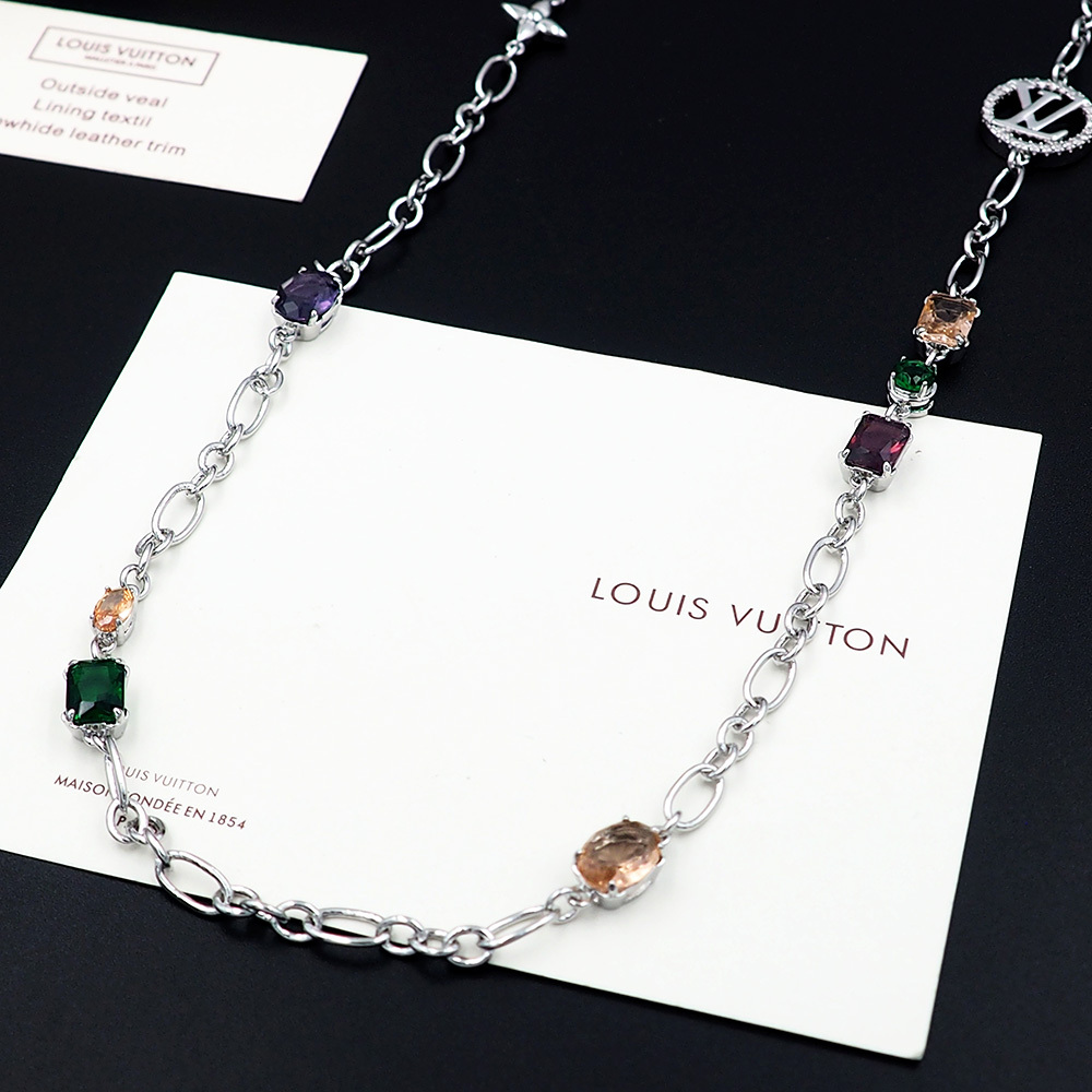 LV necklace 394