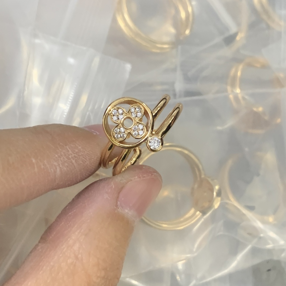 LV ring 1029