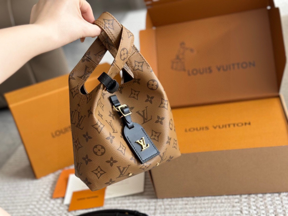 LV bag 1299