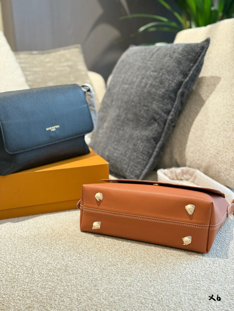 LV bag 1345