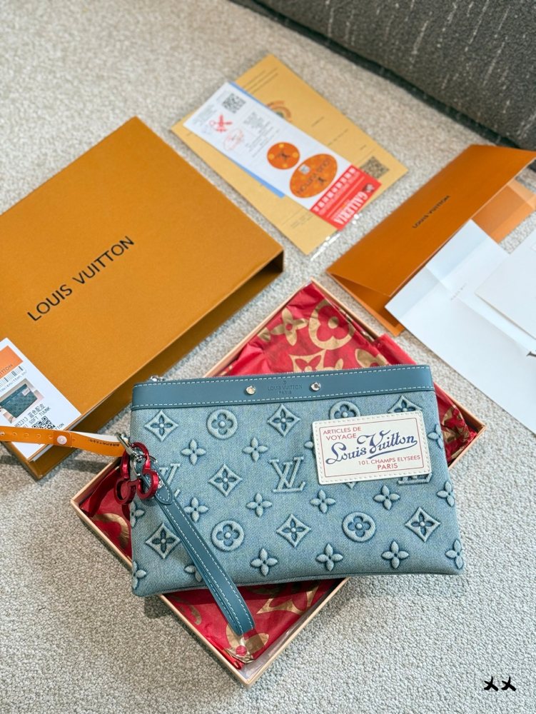 LV bag 1354