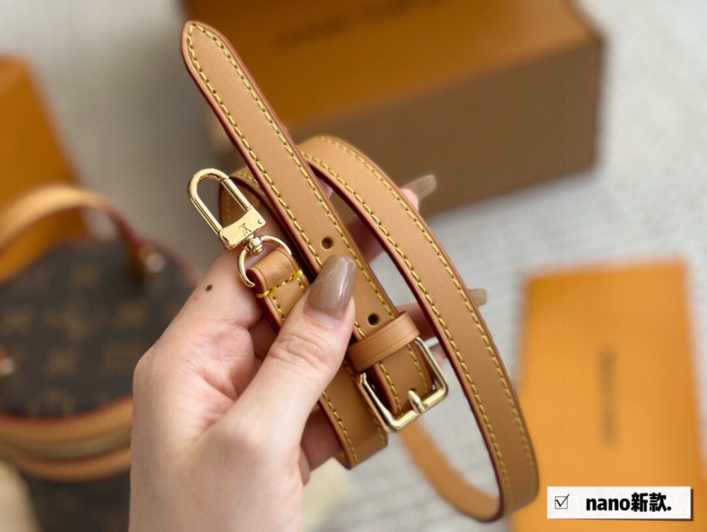 LV bag 1369