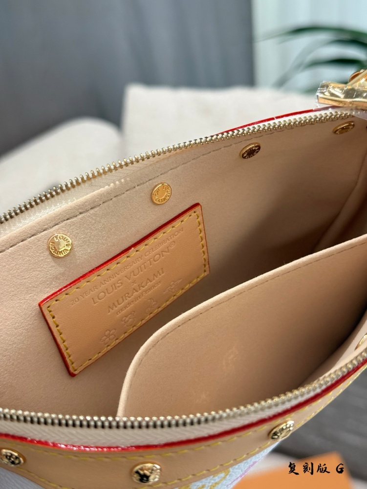 LV bag 1393