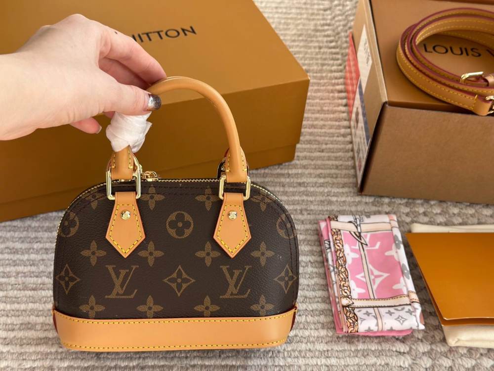 LV bag 1508