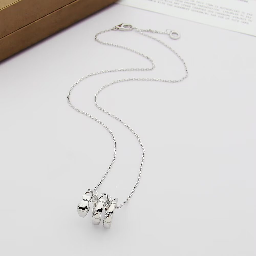 BVLGARI necklace 042