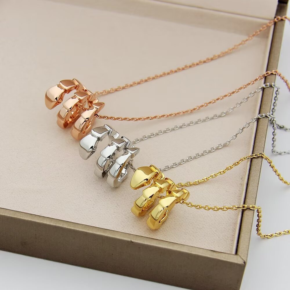 BVLGARI necklace 042
