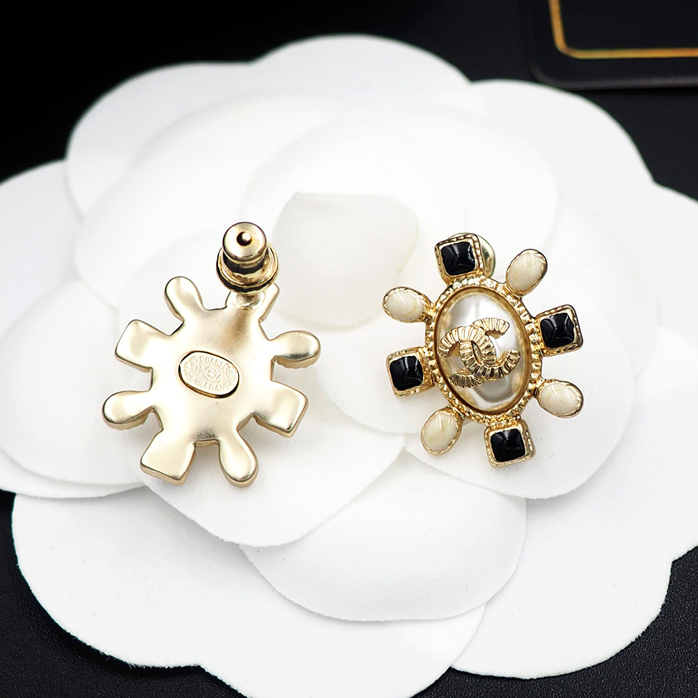 chanel earrings 028