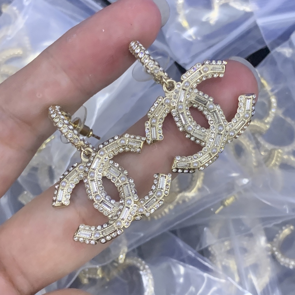 chanel earrings 432