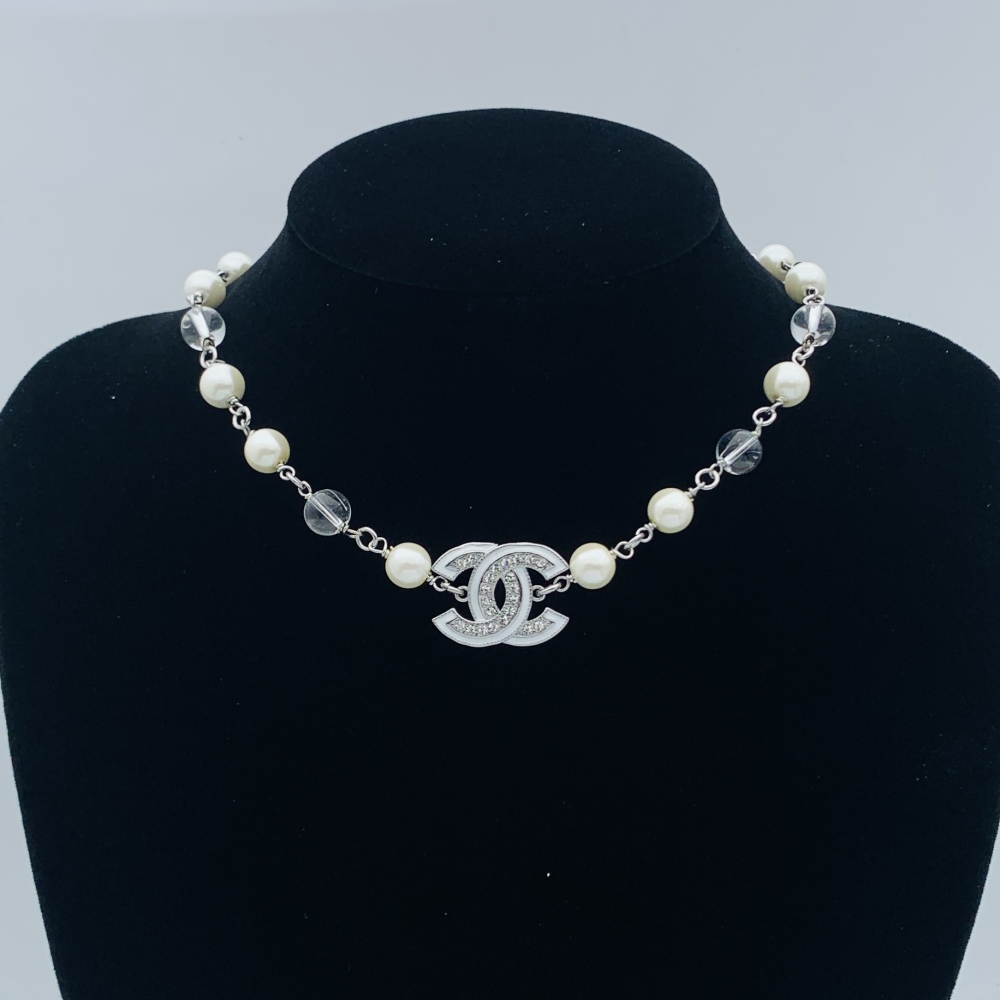chanel necklace 831