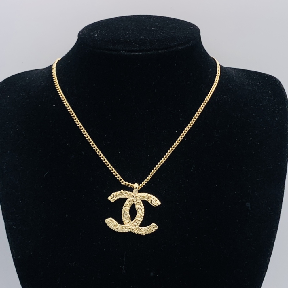 chanel necklace 970
