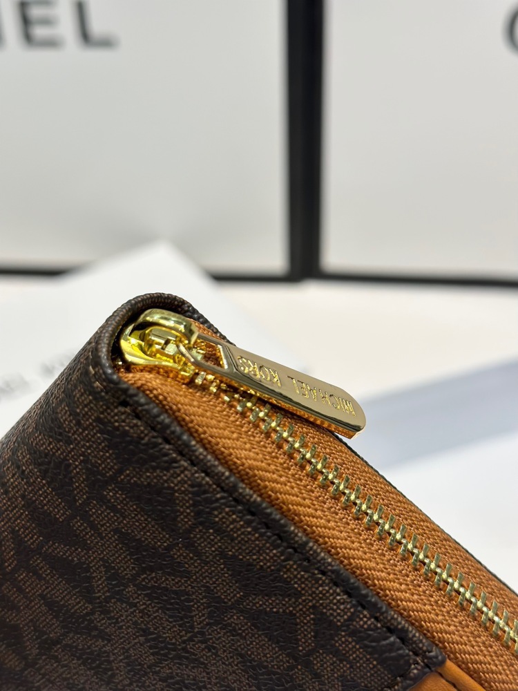 MICHAEL KORS MK wallet  bag 031