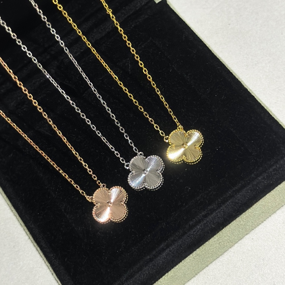 van cleef necklace 089