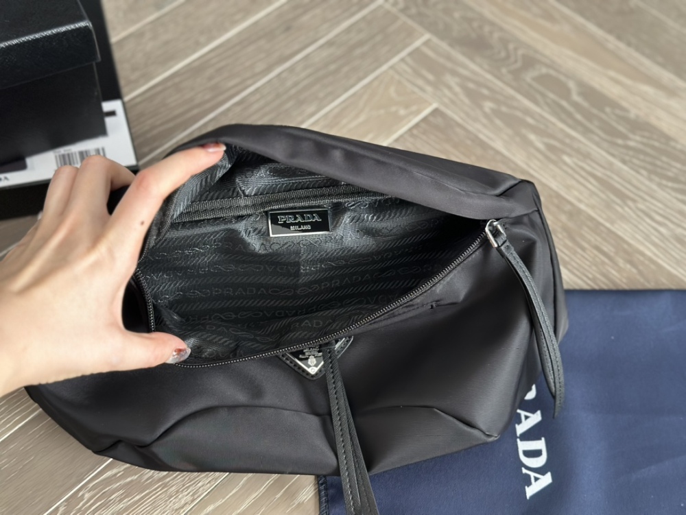 prada bag 040