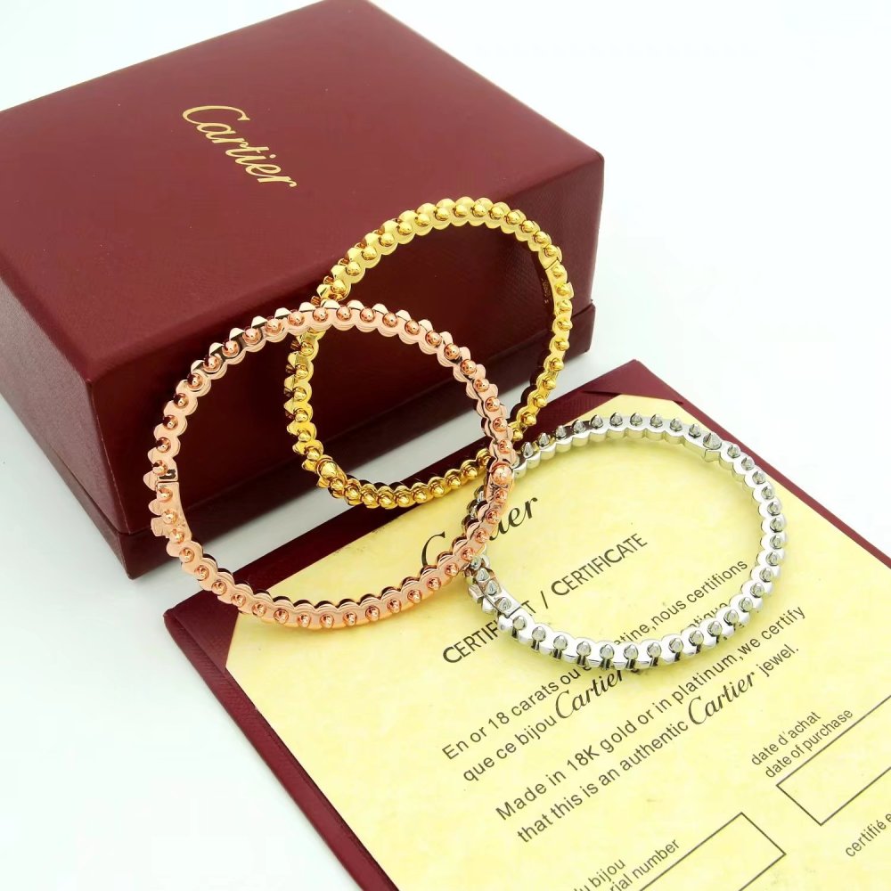 cartier clash bracelet 0013