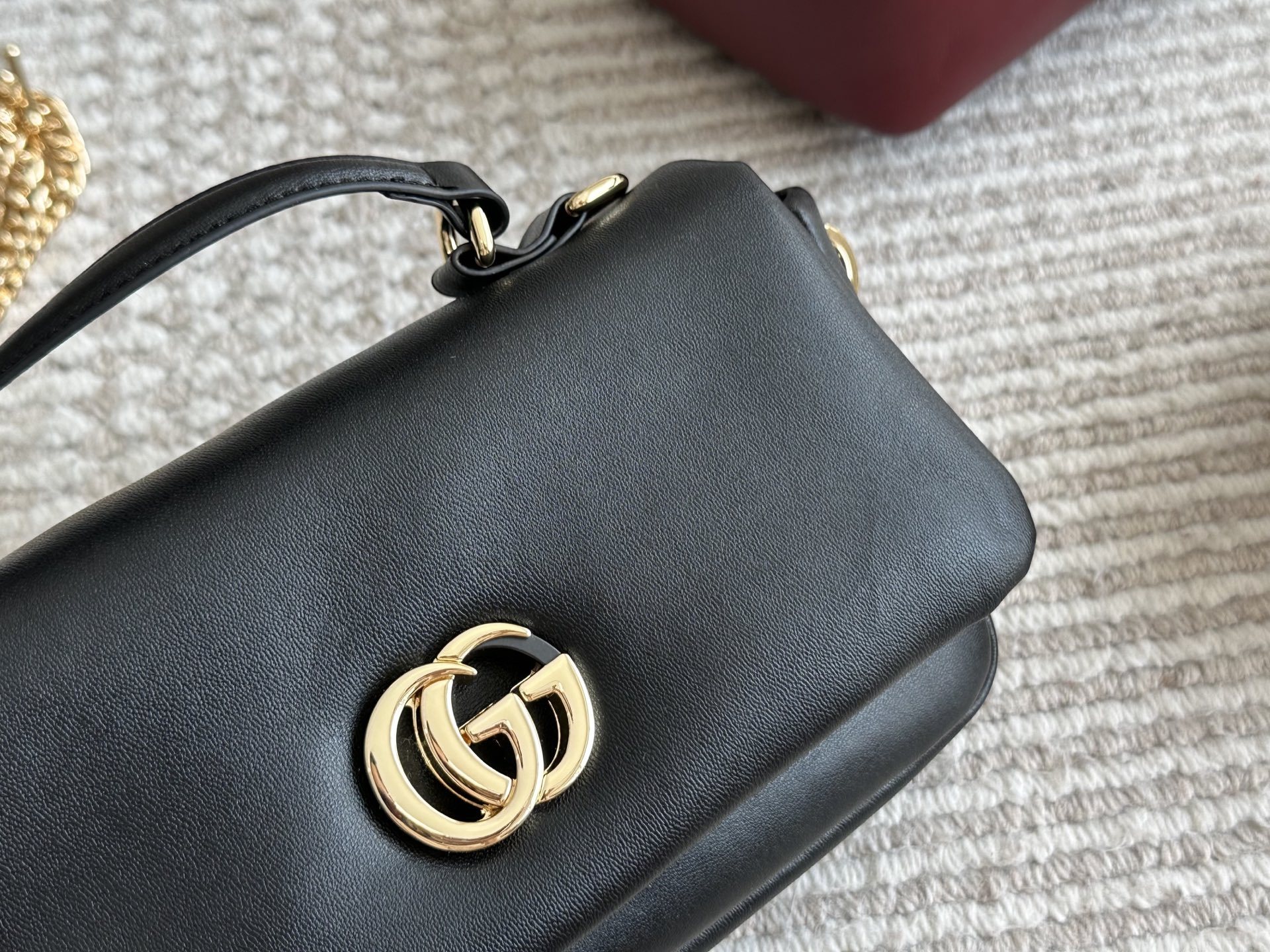 Gucci Gold Vintage-Inspired Bag 585