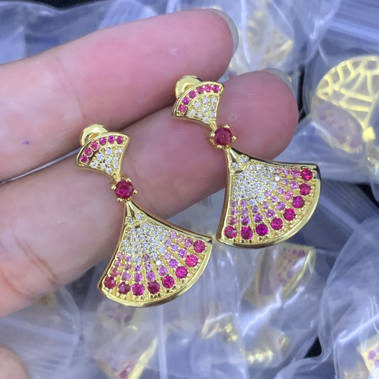 BVLGARI Rose Gold Romantic Earrings 128