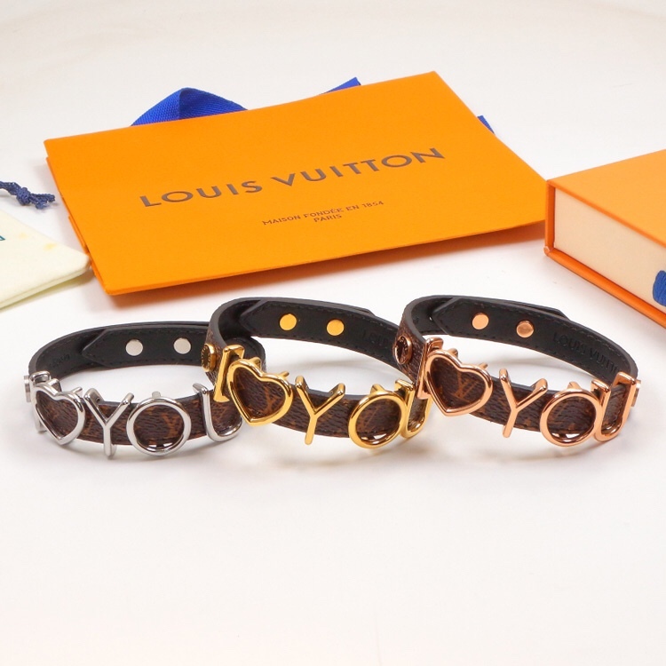 LV bracelet 010