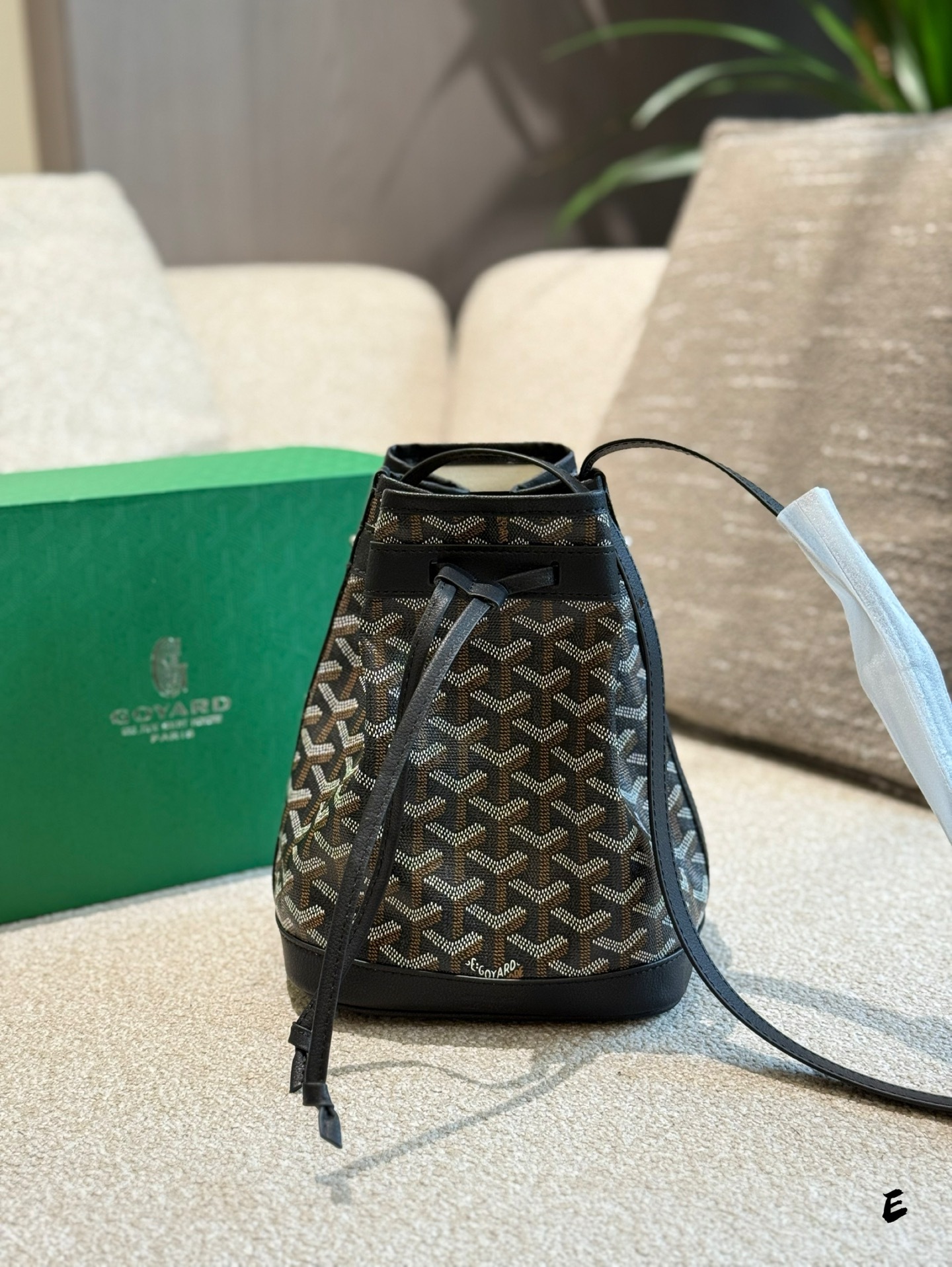 Goyard Silver Quilted Bag 012