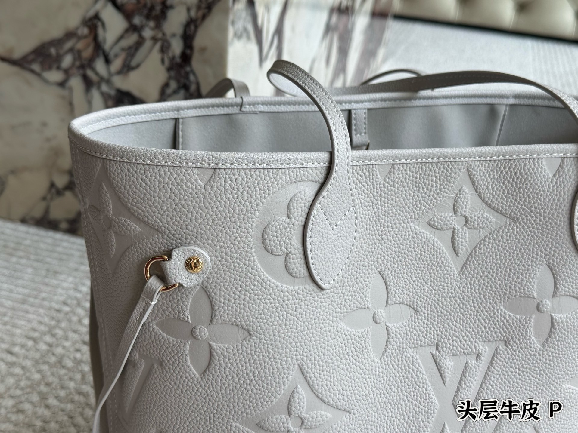 LV Silver Logo-Accented Bag 1297