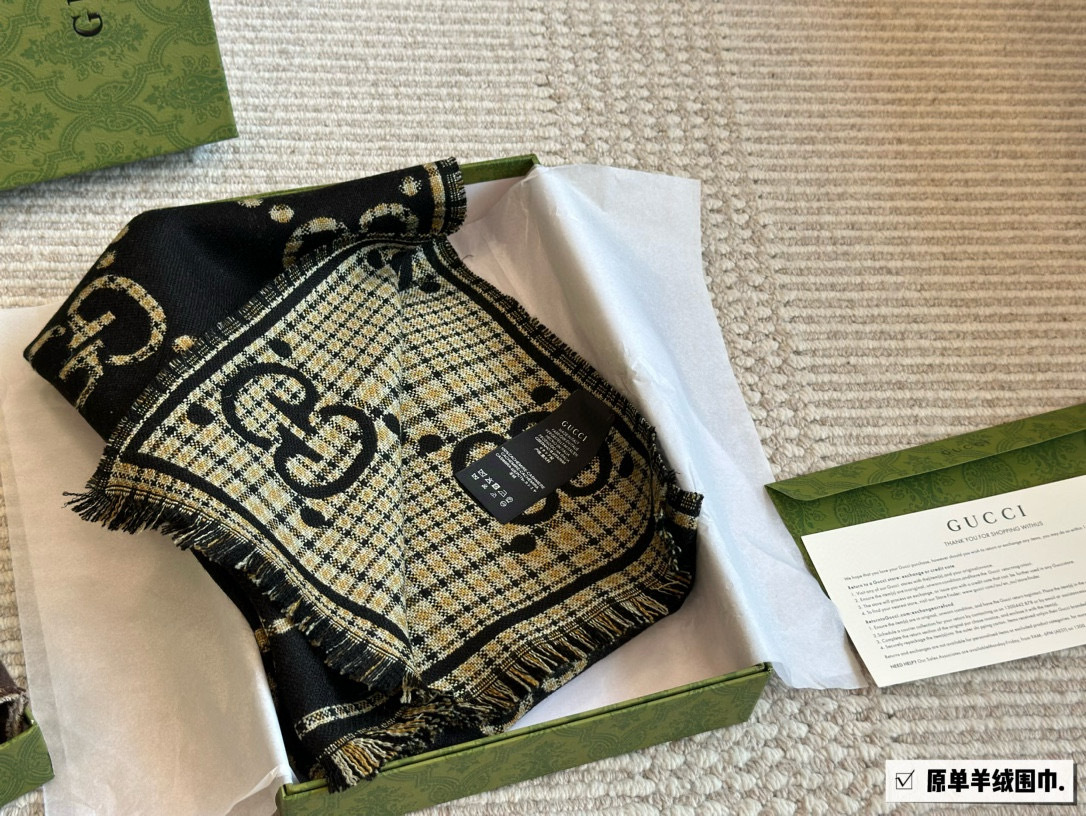 gucci bag 579