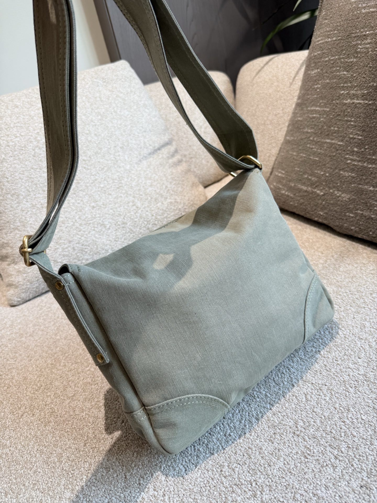 Chanel Beige Vintage-Inspired Bag 1241