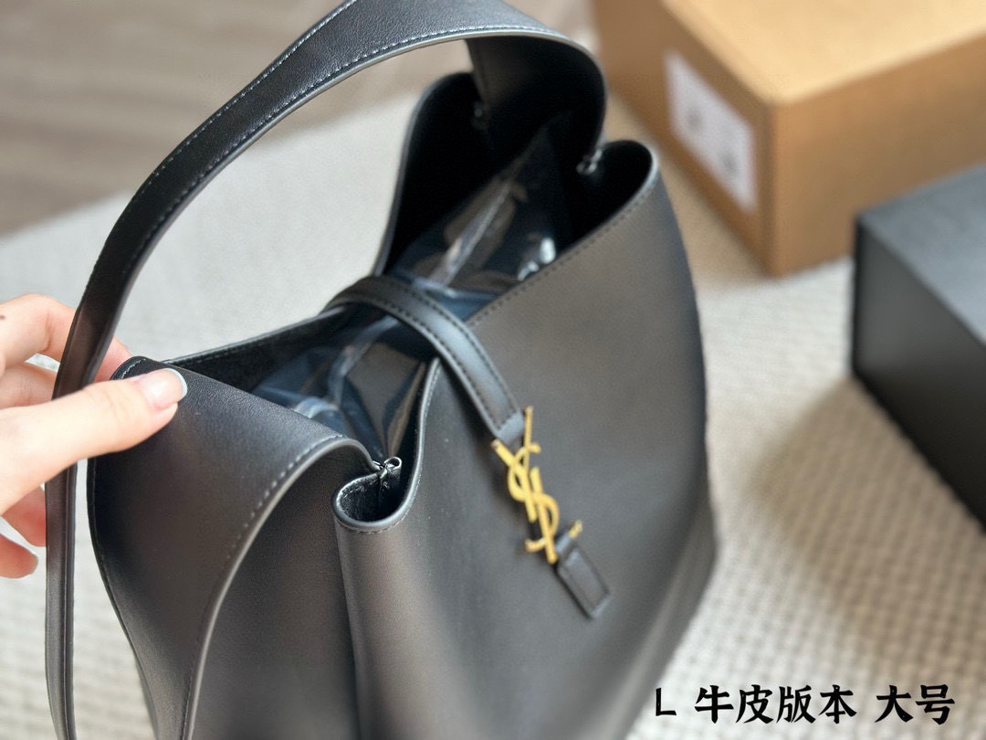 YSL Beige Statement Bag 152