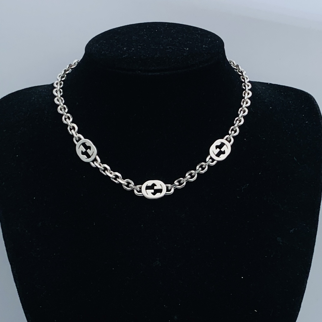 Gucci Silver Logo-Accented Necklace 333